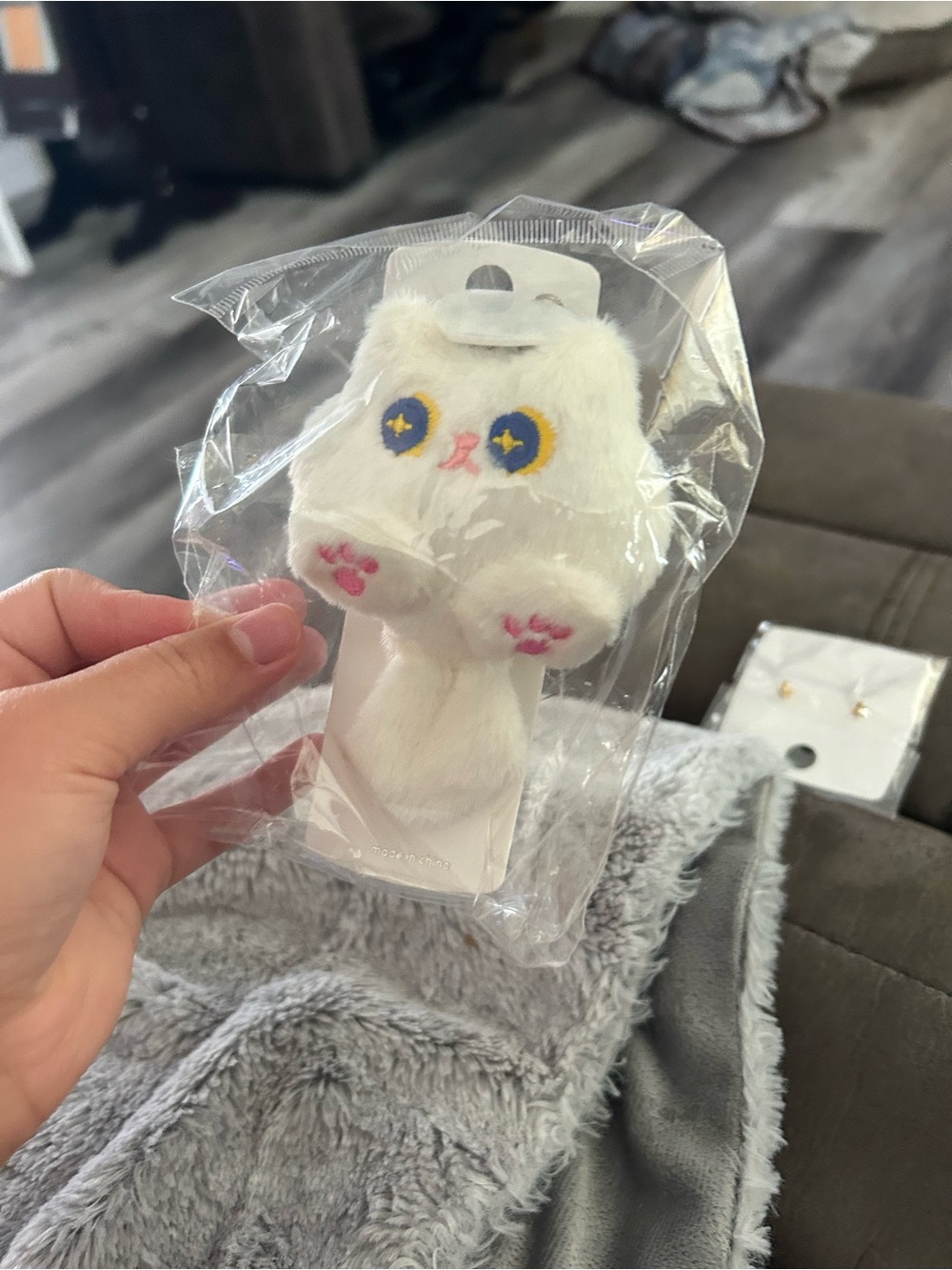 4/$50 White Plush Cat Paw Toy for Cats - keychain